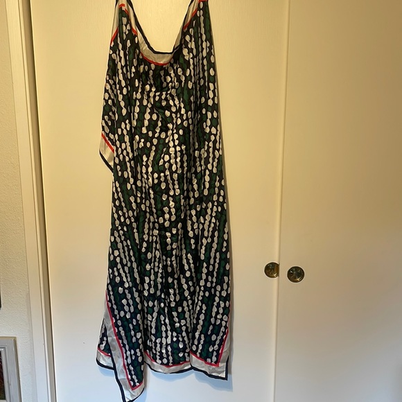 Large silk square scarf - Picture 2 of 3